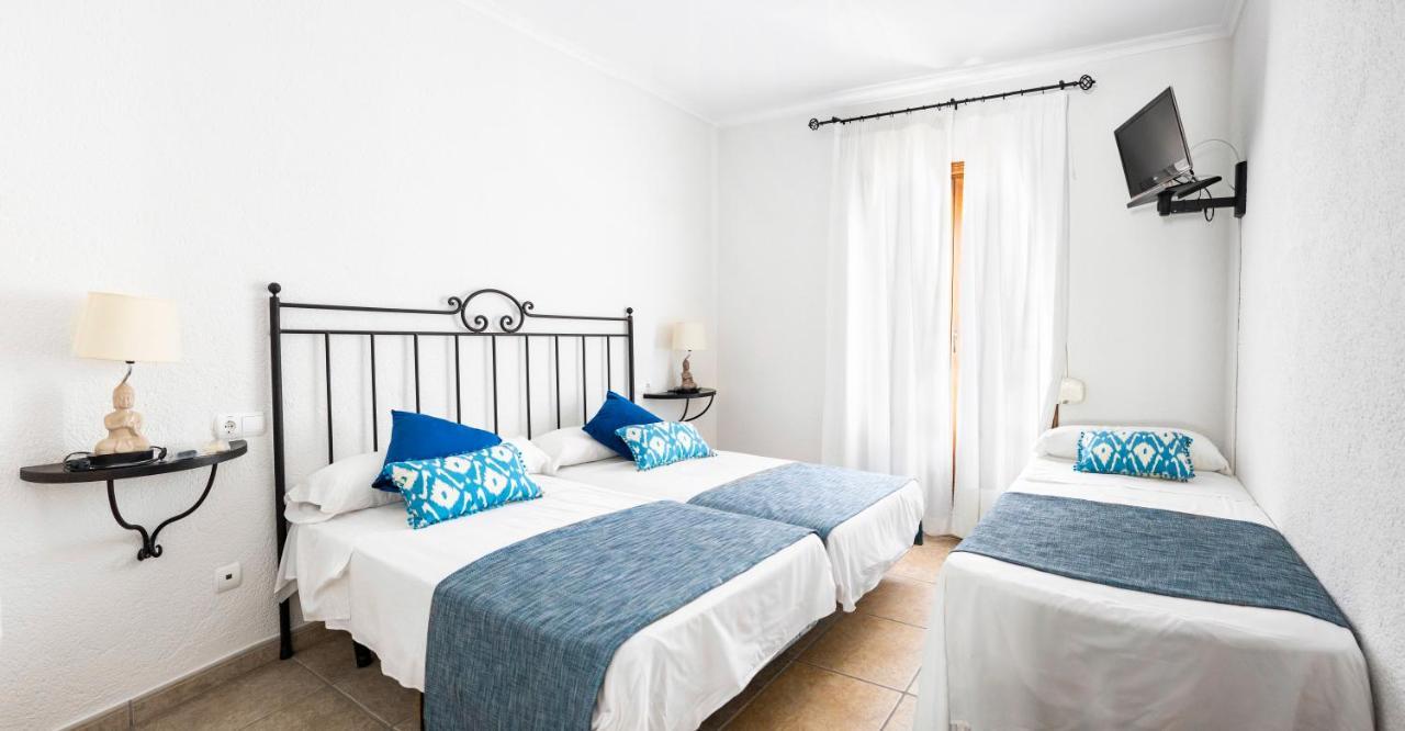 Hostal Tres Molins Jesus Pobre エクステリア 写真