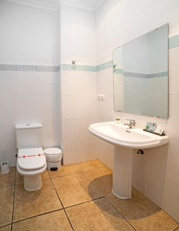 Hostal Tres Molins Jesus Pobre エクステリア 写真