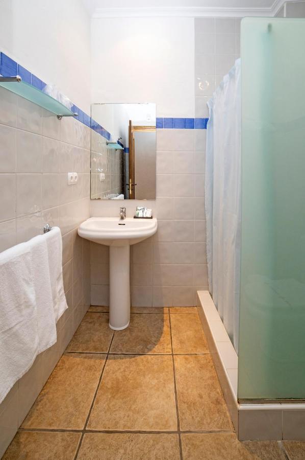 Hostal Tres Molins Jesus Pobre エクステリア 写真